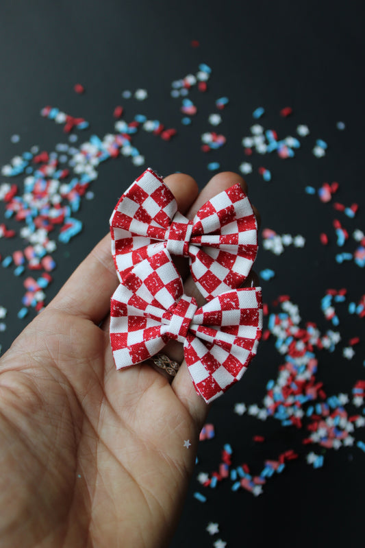 Red White & Cute- Mini Clips