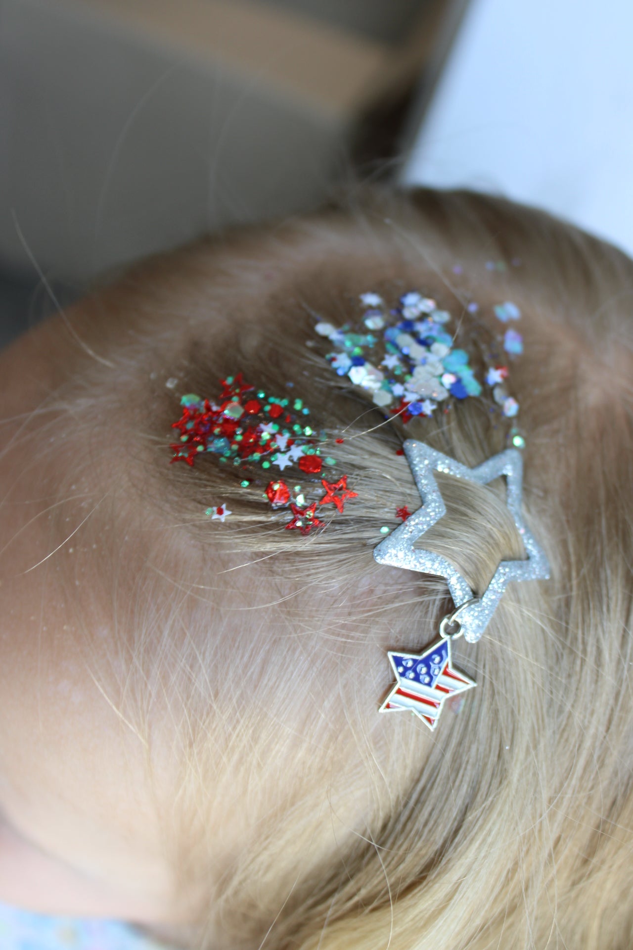 Star Charm Barretts